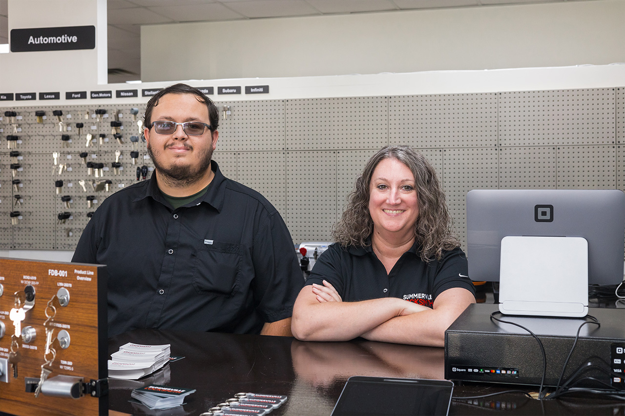 Summerville Locksmith Store Friendly Customer Service