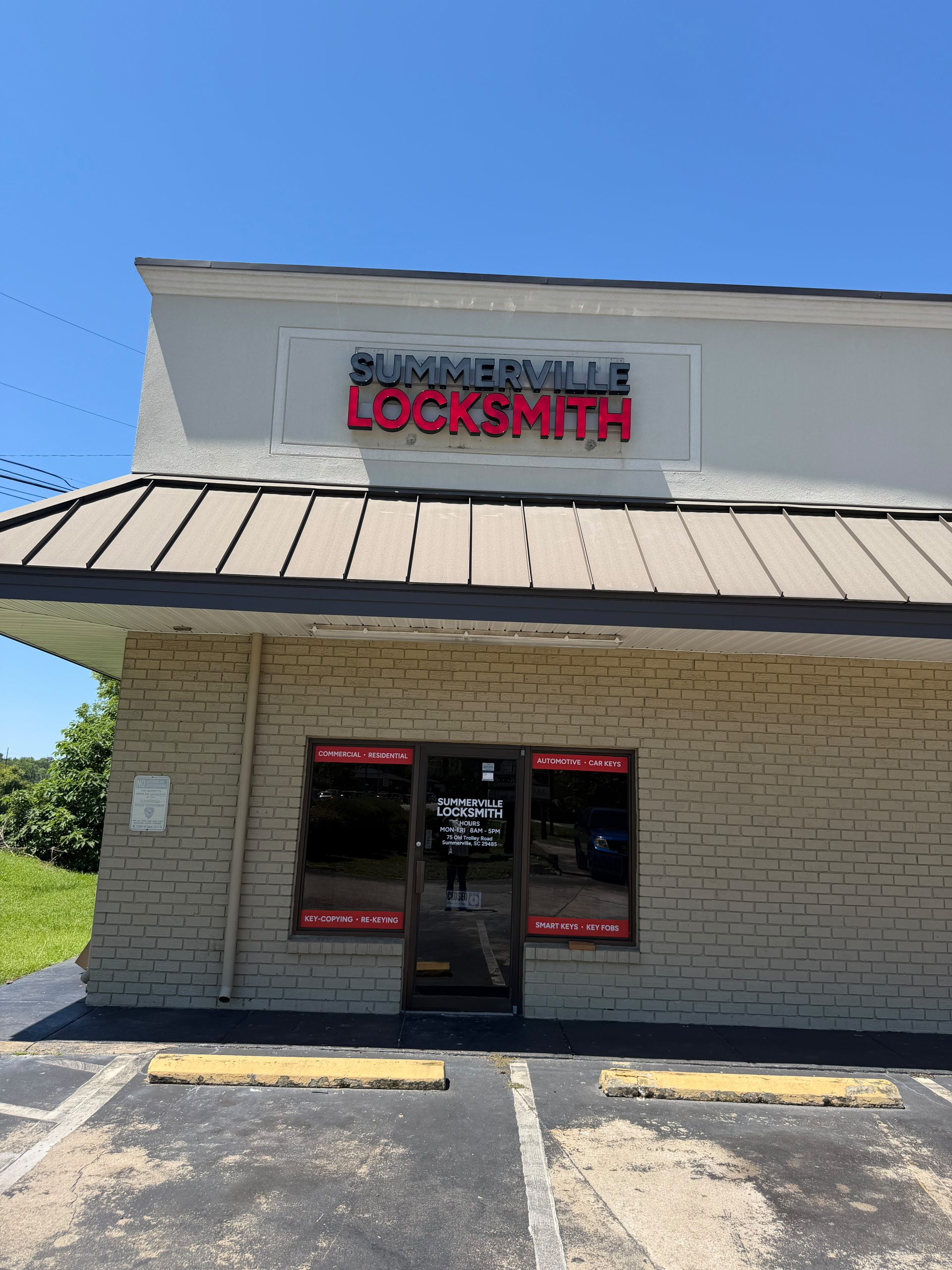 Summerville Locksmith Old Trolley Road location storefront at 75 Old Trolley Rd Unit 1, Summerville SC 29485